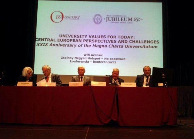 7 Aralık Üniversitesi Magna Charta Universitatum Konferansında Temsil Edildi