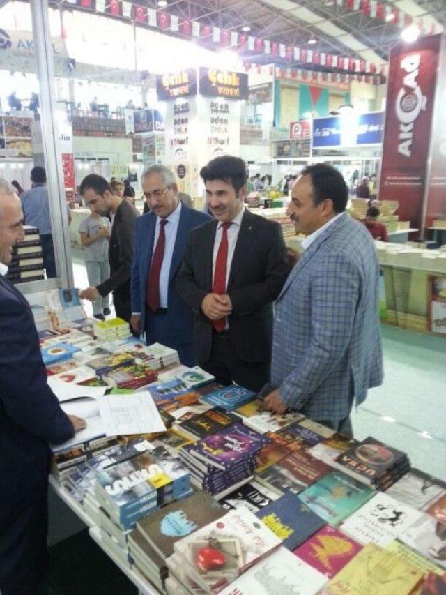 Rektör Karacoşkun Kahramanmaraş Uluslararası 4. Kitap Ve Kültür Fuarına Katıldı