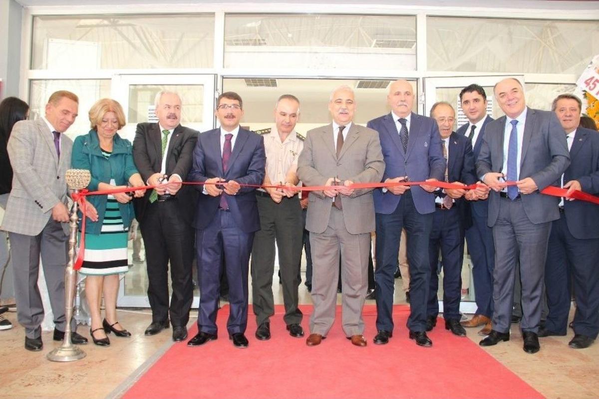 Manisa&rsquo;da İlk Kez Kitap Fuarı A&ccedil;ıldı