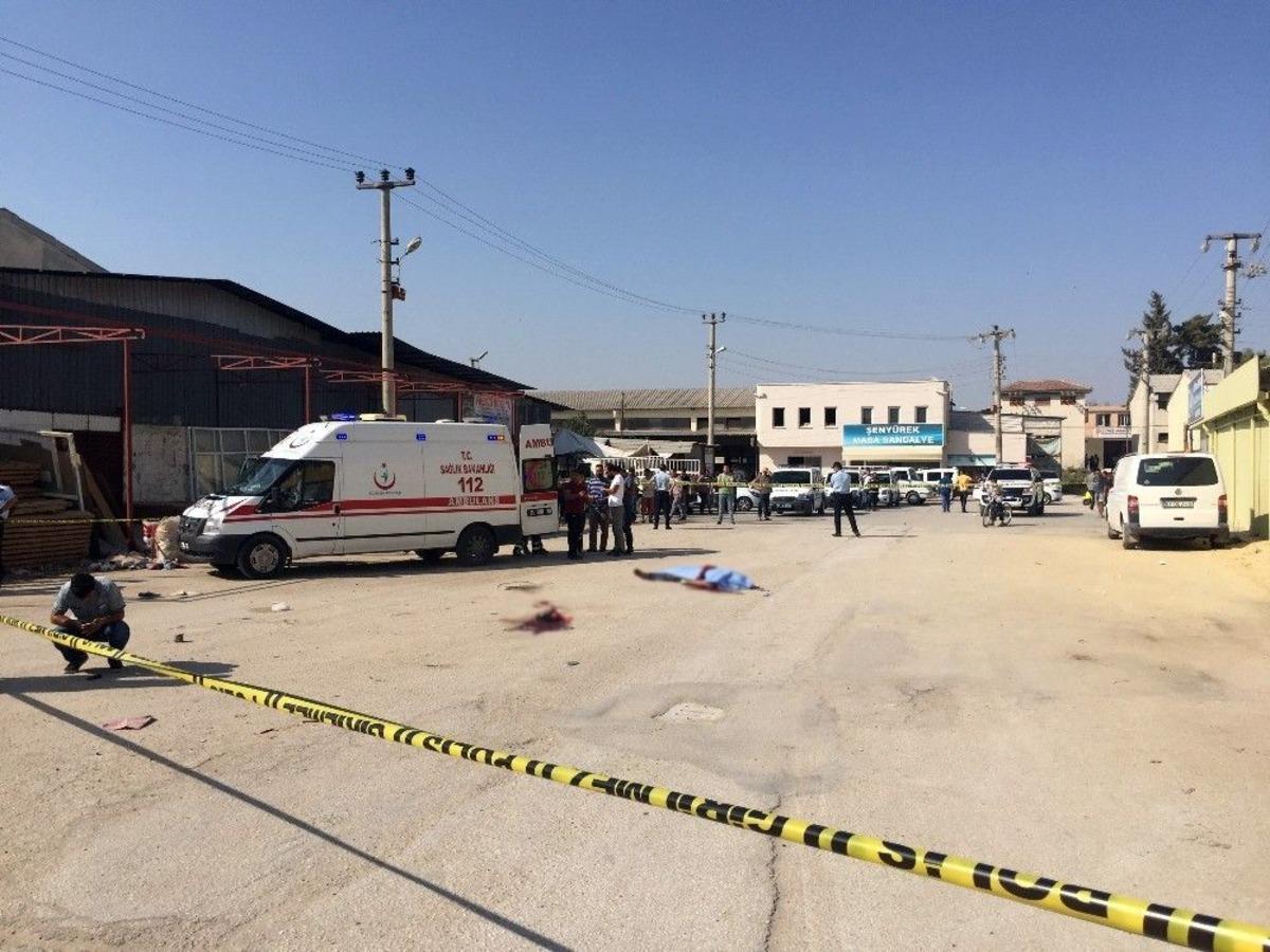 Trafik Polisi 9 Bin Lira Alacağı İ&ccedil;in 3 Akrabasını &Ouml;ld&uuml;rd&uuml;