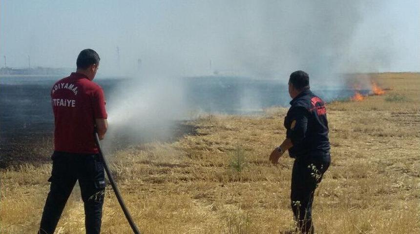 Kamp&uuml;s Alanı Arkasında Yangın