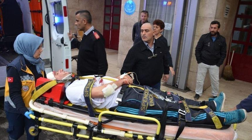 Zonguldak&rsquo;ta Trafik Kazası: 5 Yaralı