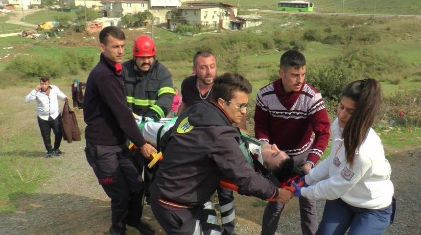 Virajı Alamayan Ara&ccedil; Tarlaya U&ccedil;tu: 1 Yaralı