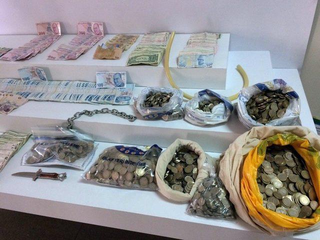 Suriyeli &Ccedil;ocukları Bin Tl&rsquo;ye Kiralayarak Dilendiren &Ccedil;ete &Ccedil;&ouml;kertildi 1