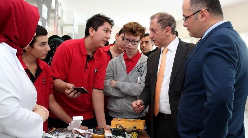 İhlas Koleji&rsquo;nden Kul&uuml;p Tanıtımı