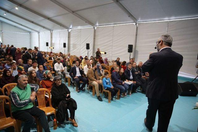 Yazar Yavuz Bahadıroğlu, “şu Anda Kitap Fuarı’nda Birincisiniz”