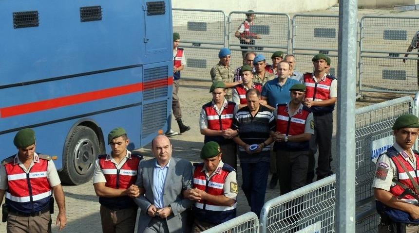 92 Sanıklı Fet&ouml; Davasında Avukatların Reddi Hakim Talebine Ret