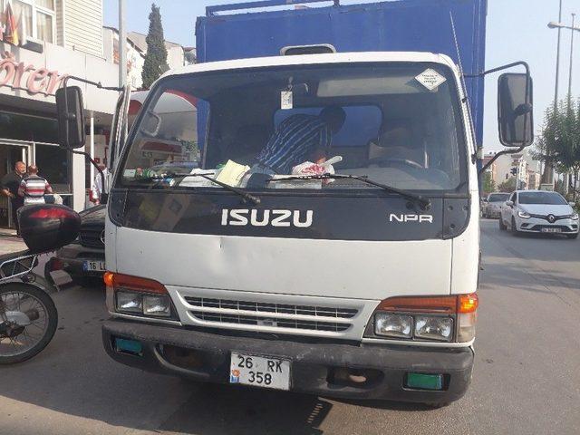 Kamyonu G&ouml;rd&uuml; Tansiyondan Bayıldı 1