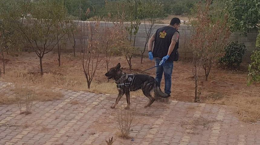 Polisten Uyuşturucu Baskını