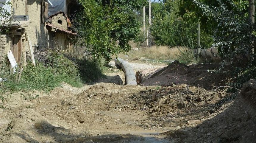 Korkuteli&rsquo;de Damlama Sulama Projesi Başladı