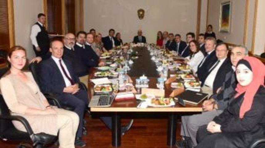 Anadolu &Uuml;niversitesi &ldquo;2019-2023 Stratejik Planı&rdquo; Hazırlık &Ccedil;alışmaları Kapsamında Paydaşlarıyla Bir Araya Geldi