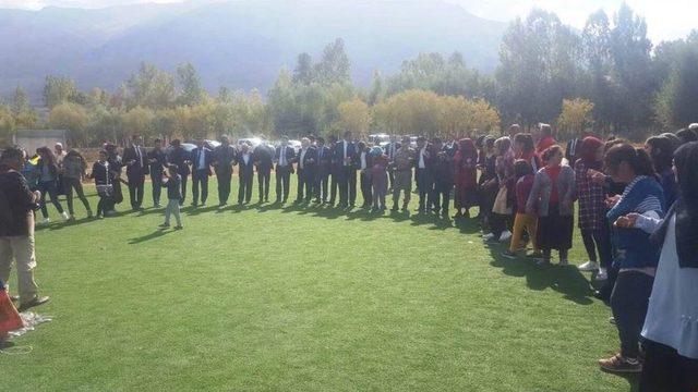 Gevaş&rsquo;ta "hayallerimi U&ccedil;uruyorum" Adlı U&ccedil;urtma Şenliği 3