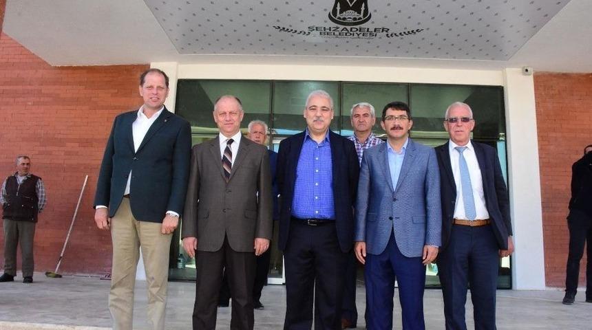 Vali Güvençer’den Veziroğlu Sosyal Tesislere Tam Not