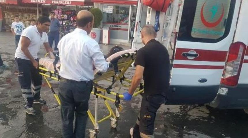 Gelinini Bı&ccedil;aklayan Kayınpeder Tutuklandı