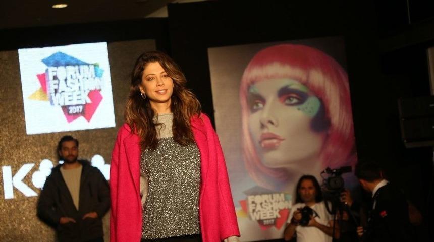 Erzurumlular Ece Beg&uuml;m Y&uuml;cetan Ve Cem Belevi&rsquo;yle Moda Ve M&uuml;zik Dolu Bir Hafta Sonu Ge&ccedil;irdi