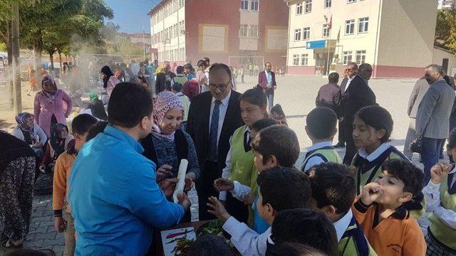 Kermesle Okul İhtiyaçlarını Karşılayacak