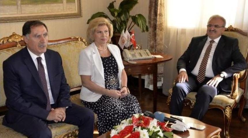 Rus Ombudsmandan 'din Eğitimi' Talebi