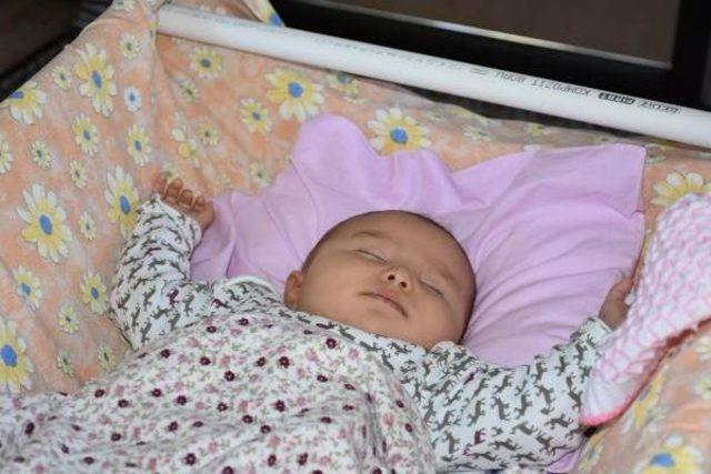 Marmaris'te 4 Aylık Masal Bebek Işık Bekliyor