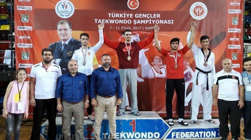 Sorgun Belediyesi Sporcuları Samsun&rsquo;dan Madalyayla D&ouml;nd&uuml;