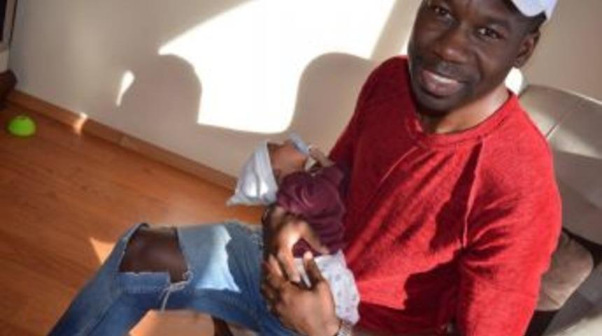 Sarpong&rsquo;un 3. Kez Babalık Sevinci