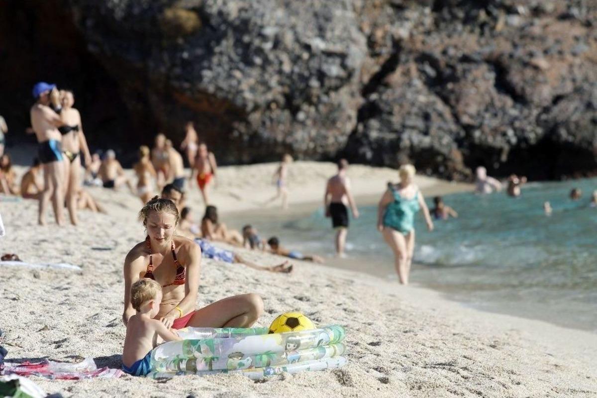 Kars&rsquo;ta Kar Fırtınası, Alanya&rsquo;da Deniz Sefası