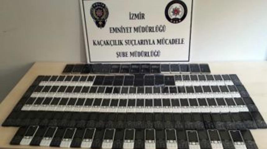 Cep Telefonu Ka&ccedil;ak&ccedil;ılığı Yapan 2 Kişi G&ouml;zaltına Alındı