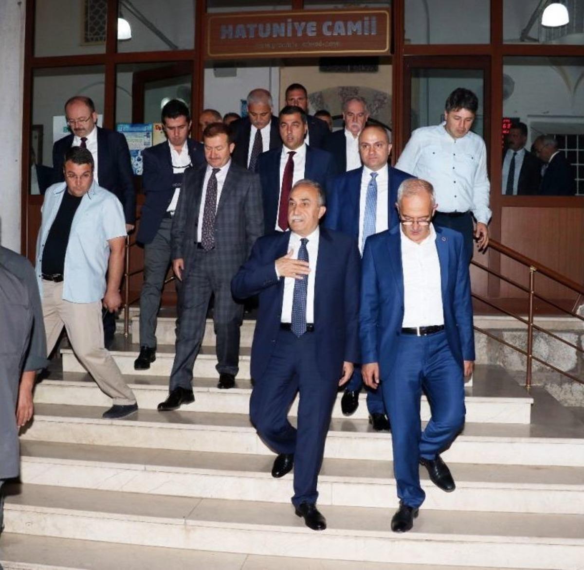 Bakan Fakıbaba&rsquo;nın Manisa Mesaisi Sabah Ezanıyla Başladı