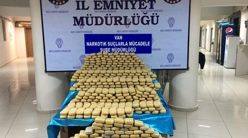 Van&rsquo;da 216 Kilo Eroin Ele Ge&ccedil;irildi
