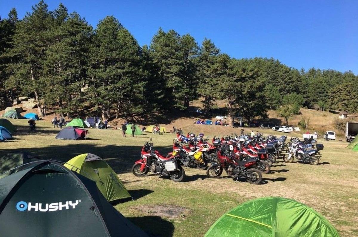 Motorsiklet Tutkunları G&ouml;lc&uuml;k Y&ouml;r&uuml;k Yaylası&rsquo;nda Buluştu