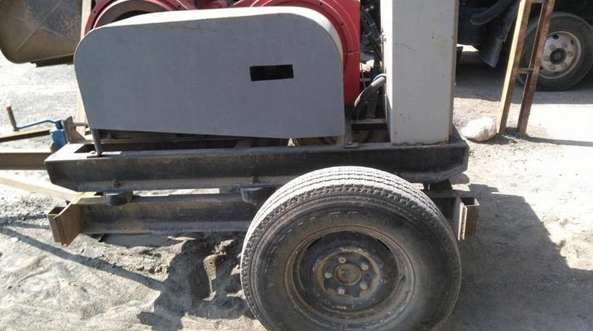 Belediye Başkanından Jenerat&ouml;r&uuml;n Ak&uuml;s&uuml;n&uuml; &Ccedil;alan Hırsıza Tepki: