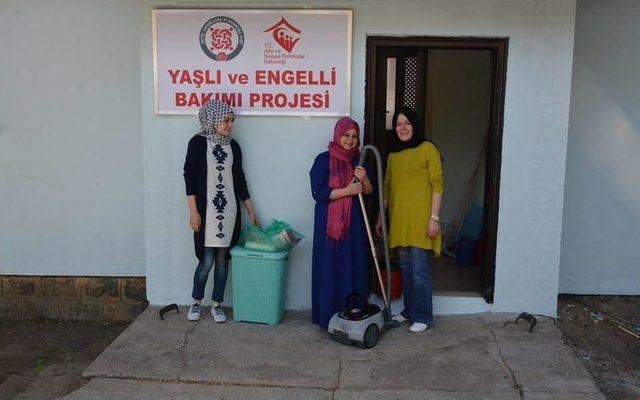 Tatvan’da “yaşlı Ve Engelli Bakımı” Projesi