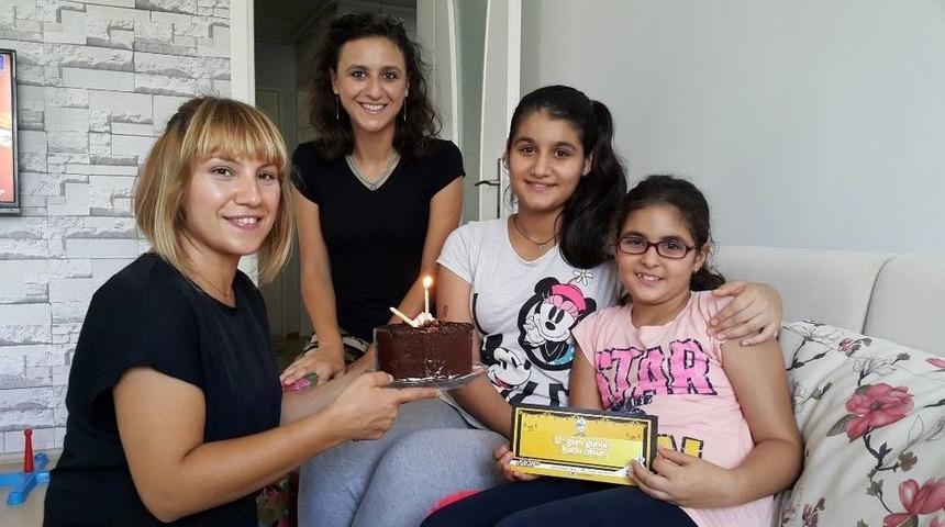 Kartepeli &Ccedil;ocuklara Doğum G&uuml;n&uuml; S&uuml;rprizi