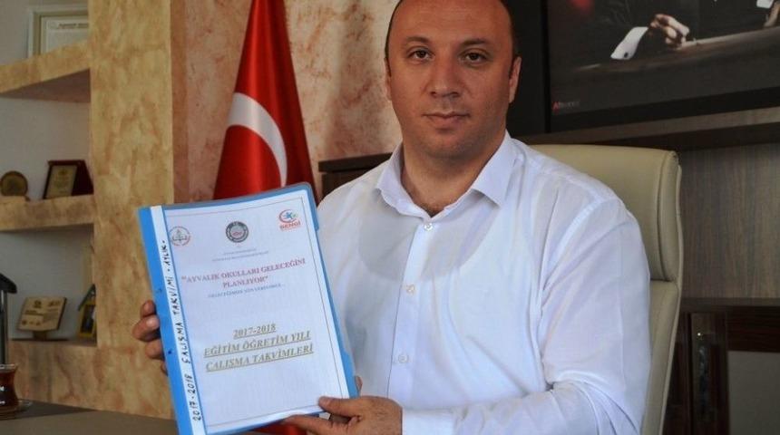 Ayvalık Yeni Eğitim Ve &Ouml;ğretim Yılına Hazır