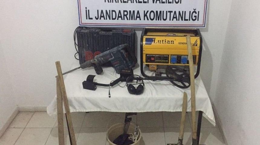 Kaçak Kazı Yapan 11 Kişiye Suçüstü