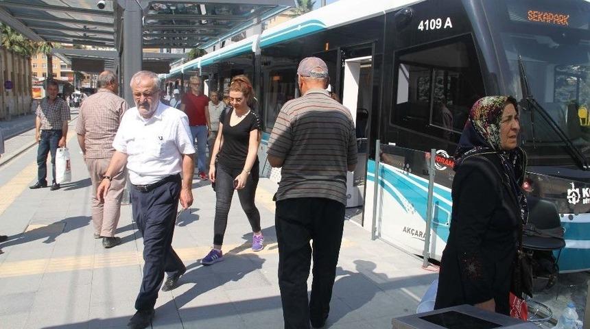 Ak&ccedil;aray Kent Kart Kullanımını Arttırdı