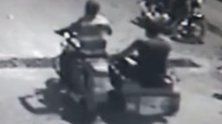 Motosiklet Hırsızları Kamerada