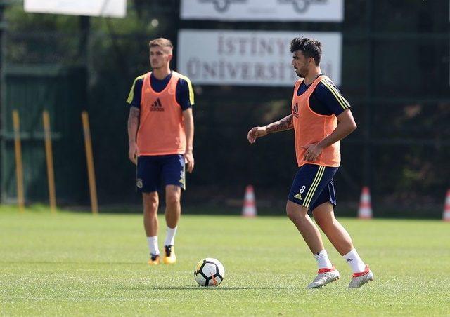 Fenerbah&ccedil;e&rsquo;de Alanyaspor Ma&ccedil;ı Hazırlıkları S&uuml;r&uuml;yor 1