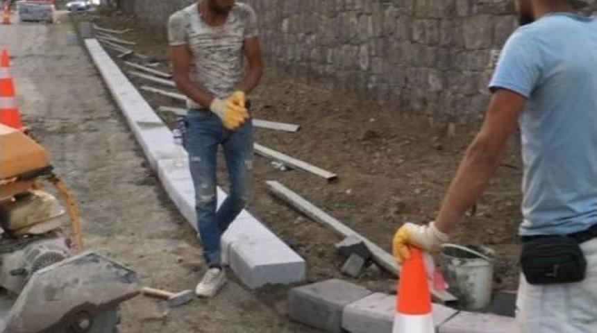 Seydişehir Belediyesi Kaldırım &Ccedil;alışmalarını S&uuml;rd&uuml;r&uuml;yor