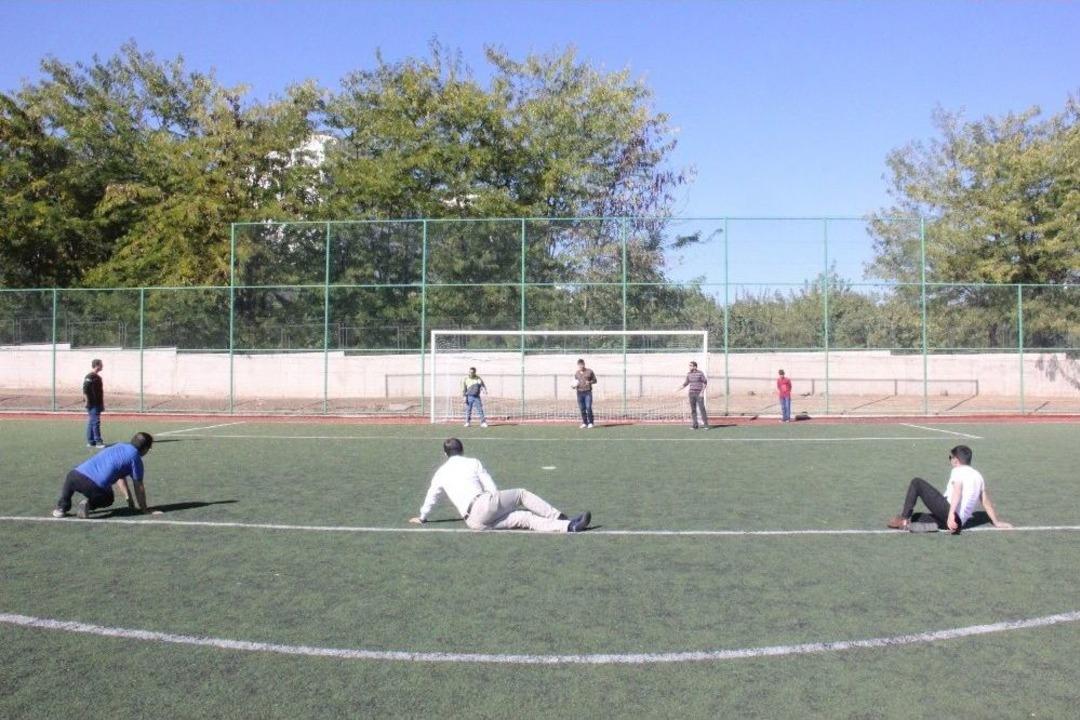 G&ouml;rme Engelli Sporcular Turnuvalara G&uuml;nl&uuml;k Kıyafetle Hazırlanıyor