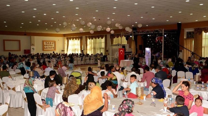 Karacabey Belediyesi&rsquo;nden Toplu S&uuml;nnet Ş&ouml;leni