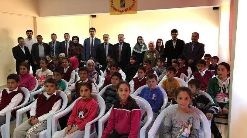 Kaymakam Duru, &Ouml;ğrencilere Başarının Sırrını Anlattı