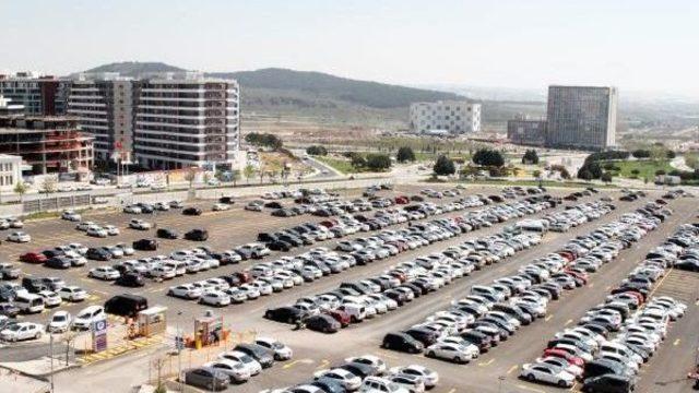 İspark’Tan Havalimanlarında 1 Saat Ücretsiz Otopark 