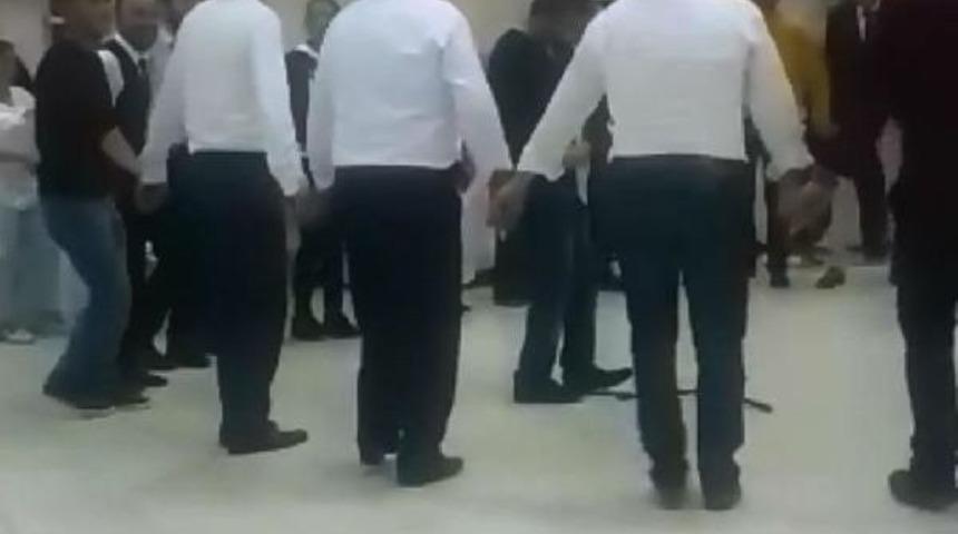 D&uuml;ğ&uuml;nde Horon Oynarken Kalp Krizi Ge&ccedil;irerek &Ouml;ld&uuml;