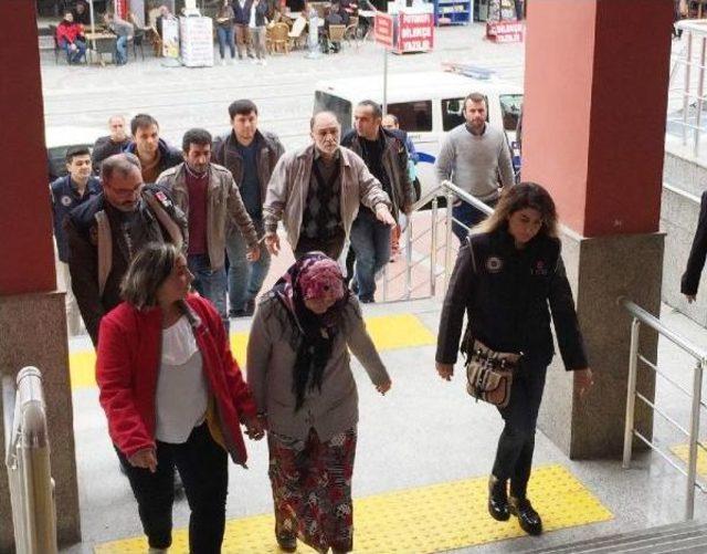 Kocaeli'de Fetö Operasyonu: 12 Kişi Adliyede 