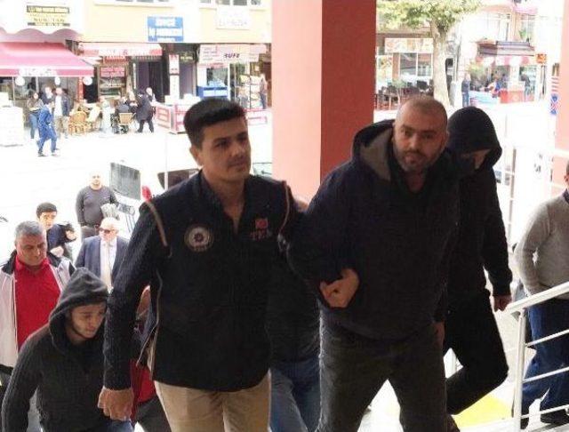 Kocaeli'de Fetö Operasyonu: 12 Kişi Adliyede 