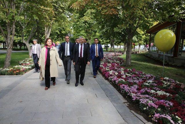 Başkan &Ccedil;elik Şantiyelerde İncelemelerde Bulundu 2