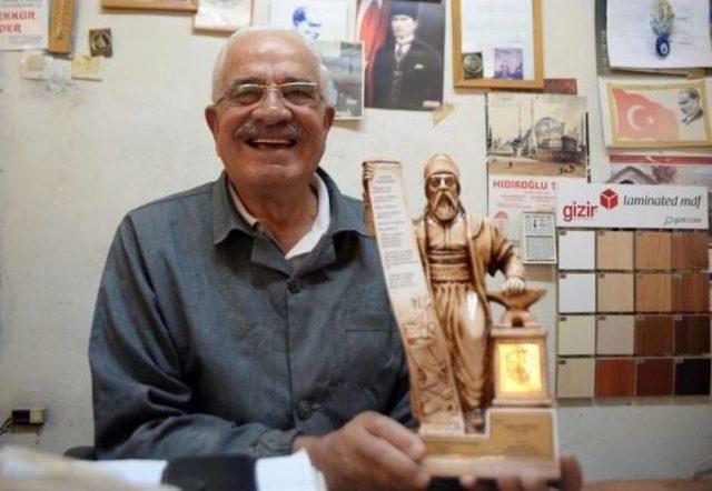 69 Yıldır Aralıksız Marangozluk Yapıyor 1