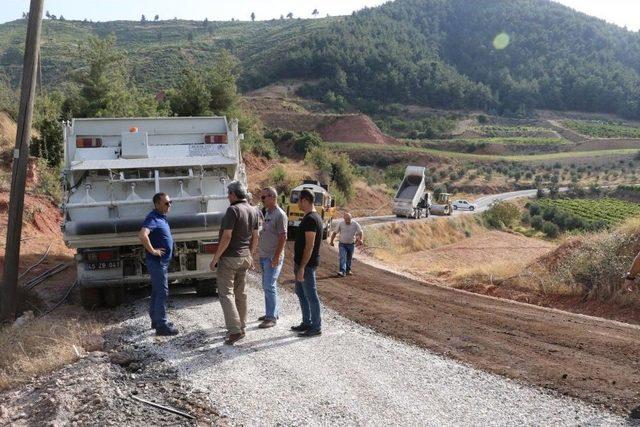 Alaşehir’deki Yol Çalışması 25 Günde Tamamlanacak