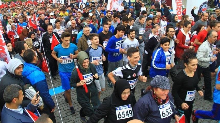 Cumhuriyet Koşusu İ&ccedil;in Başvurular S&uuml;r&uuml;yor