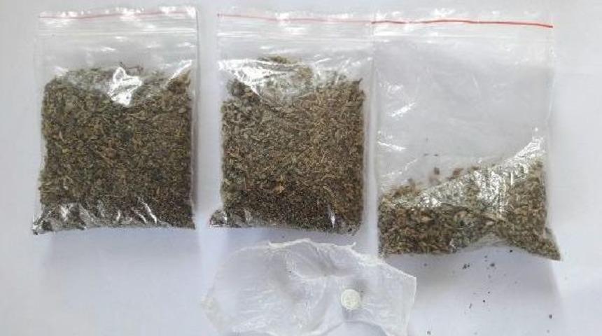 Tokat'ta Uyuşturucu Operasyonu: 10 G&ouml;zaltı